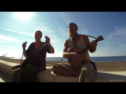 LAUSCHER - 'Jahr für Jahr' -  busking in Almería