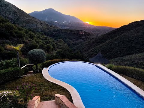 Videos de La Kookaburra 4★ en Coín, EspañaVer MásVerPrecios1CerrarConsulta por Whatsapp 🇦🇷Booking