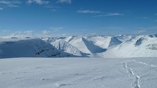 preview picture of video 'ICELAND BACKCOUNTRY SKI TOURING'