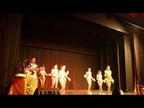 A Rainha - 19º Aniversário G.R.E.S. A Rainha - III - União da Ilha 2014