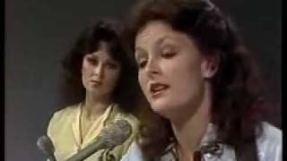 The Judds Coat Of Many Colors [SaveYouTube.com].3gp