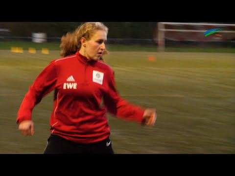 Sportlerwahl: Fußballerin Ana-Carolin Hoffmann von der SpVg Aurich gehört zu den Besten