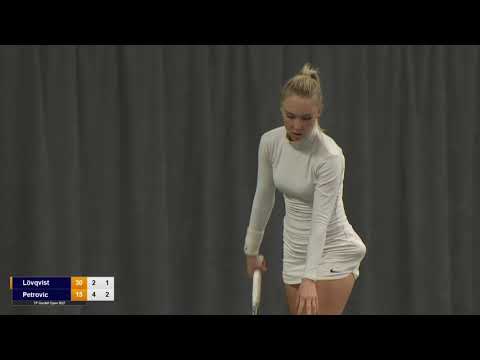 Avslappnad intervju med Julita Saner: "Jag är ingen apostrof"