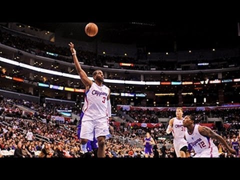 Bledsoe's AMAZING block & dunk!