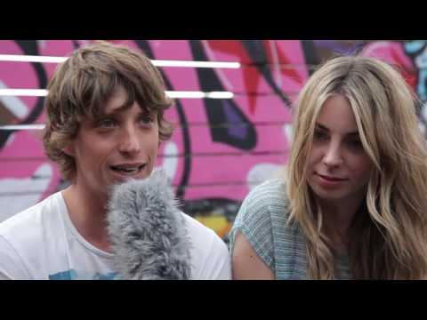 Bandinterview mit Tonbandgerät