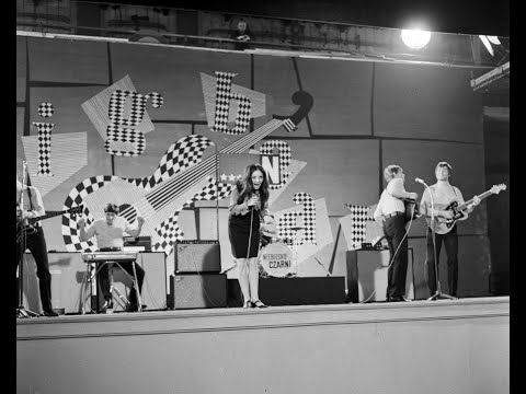 Ada Rusowicz, Helena Majdaniec i Niebiesko-Czarni - Wooly Bully  /1965/