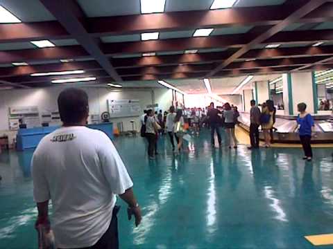 130907 fancam- SHINee & EXO arrival (Philippines)