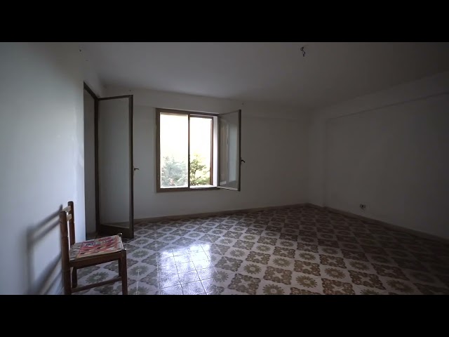 V485 Ampio appartamento a Cefalù