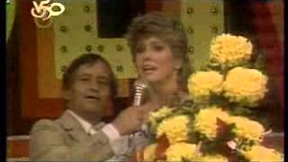 OLIVIA NEWTON J & JOHN TRAVOLTA, FARRAH FAWCET, DAVID SOUL IN VENEZUELA