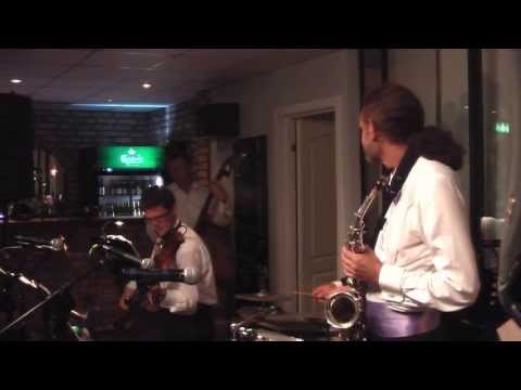 23 - Tea for Two - ALF EVERGREEN BAND at Falsterbo Jazklubb