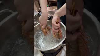 【楽在鮨中寿司店】車海老の背わた取り方 如何取蝦腸 How to devein shrimps/prawns #車海老 #日本料理 #taipei #sushilife