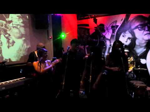 Don't Stop Believing & Loveland - Van Gelder/Fleming (Caipirinha Jazz Bar, London 2-02-14)