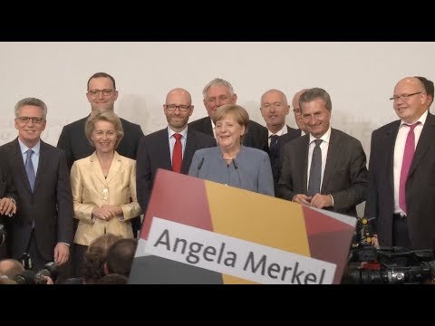Merkel's Conservative Bloc Garners 32.5 Pct of Vote: Preliminary Exit Poll
