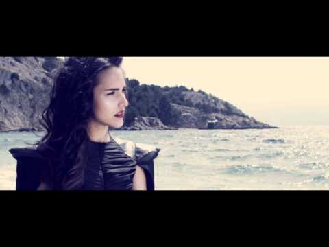 Lana - Ubile usne moje