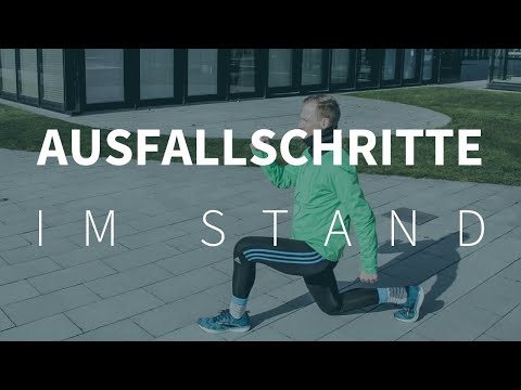 Kraft & Gleichgewicht trainieren: Ausfallschritte im Stand nach vorne & hinten