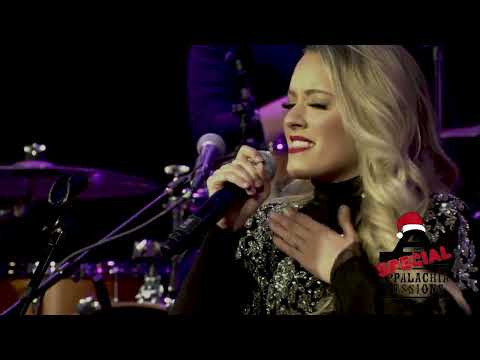 9 to 5 | Emily Ann Roberts | Appalachia Sessions Live