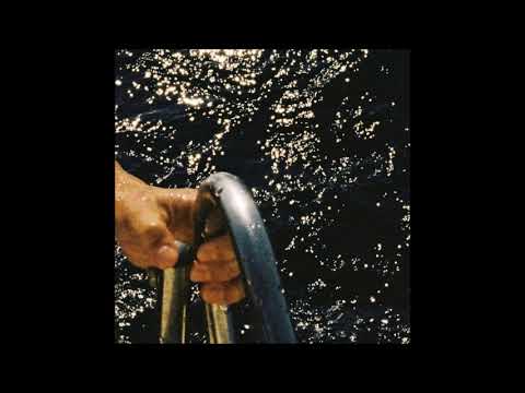 Hotel Rubio Feat. Izzy - Homesick