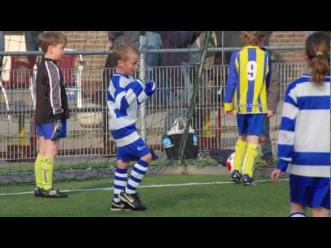 Oliveo F10 - Berkel F6 Voetbal in Pijnacker
