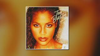 Kenny G. Featuring Toni Braxton....How Could An Angel Break My Heart [1996] [Arista] [PCS] [720p]