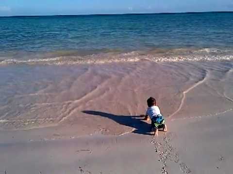 Jorge Eduardo loves the beach - Part 2