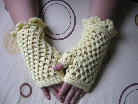 How to Crochet Finger less Crochet Gloves - Crochet Fingerless Gloves Tutorial - Butterfly Stitch Video