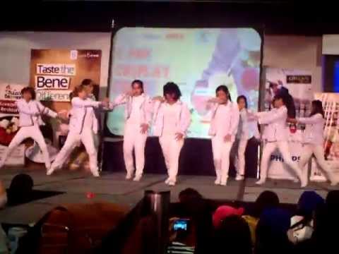 ELFinity on K-Pop Cosplay Con