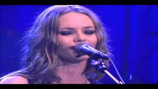VANESSA PARADIS — “LES ACROBATES”
