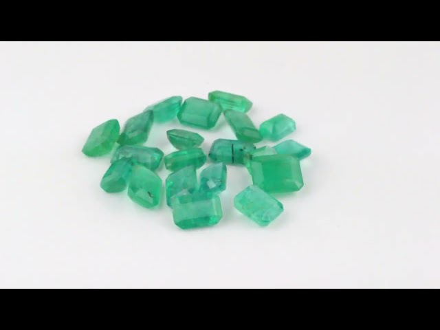 1322724 Lot of facet-cut Emeralds Zambia approx. 54.56 ctv (20)