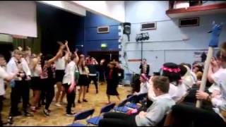 preview picture of video 'Sandy Upper leavers assembly 2K13'