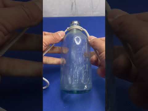 Knot for hanging bottles with the mouth facing down.