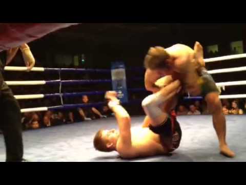 MMA Kampf Alex Ananev vs. Max Rose bei K1 Warriors Lübeck 2014