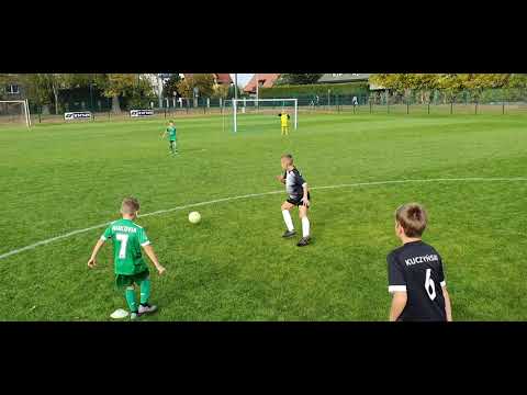 1Q MARCOVIA MARKI 09 - RKS MAZUR RADZYMIN 09 wynik 2-3