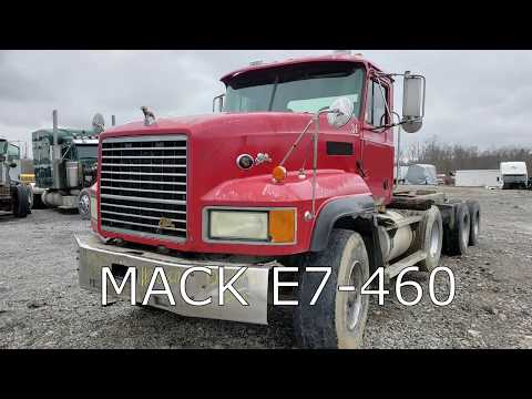 Media 1 for 2001 Mack CL713 Truck for Parts