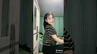 Download lagu Full Goyang Bokong Hot Tiktok mp3 Download lagu Full Goyang Bokong Hot Tiktok mp3