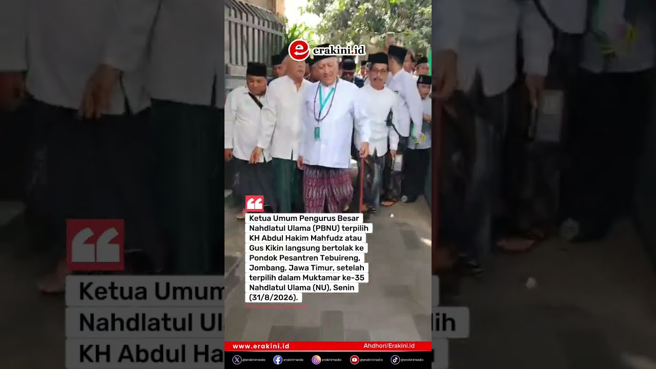Gus Kikin Ziarah ke Makam Hadratussyekh Hasyim Asy'ari