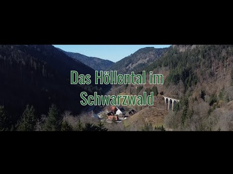 Flug durch das Höllental im Schwarzwald.