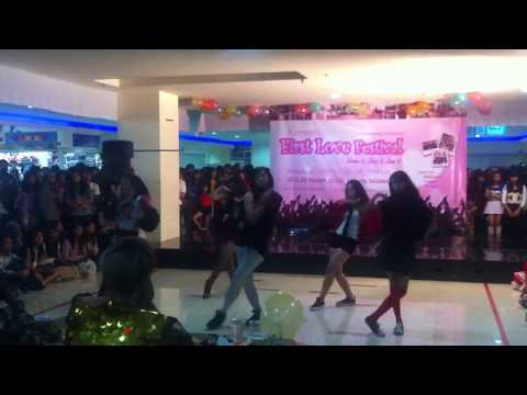140216 Red Minute (4Minute Dance Cover) - What's Your Name + Muzik
