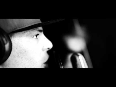 Mr Hash feat Stephen Sly - Que Dieu Nous Garde (Clip HD)