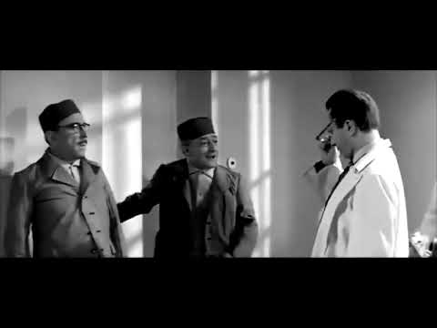 Totò - Due presunti pazzi si presentano