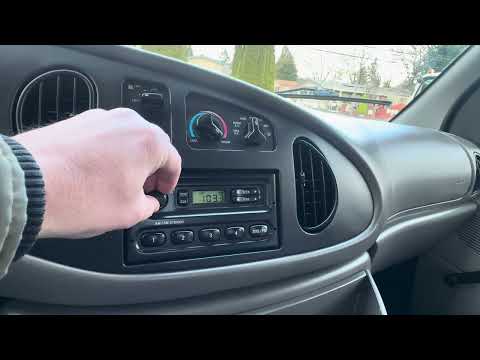 1999 Ford E150 (CC-2036749) for sale in Tualatin, Oregon