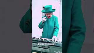 Show da dona Beth e seus teclados