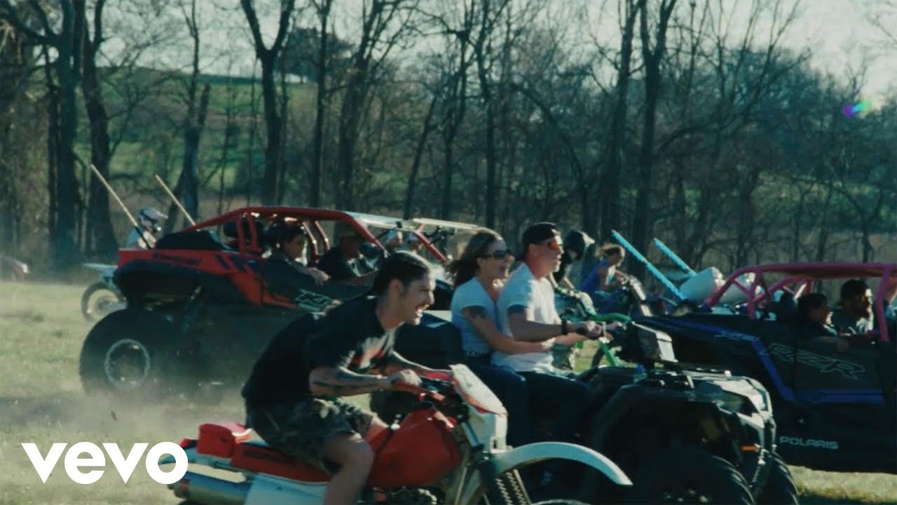 honestav – “Livin’ Wrong”