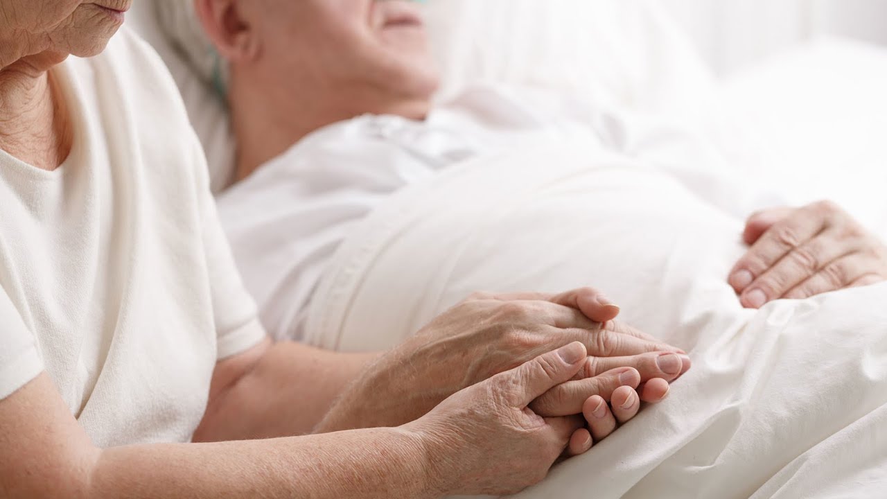 Fin de vie - Vers une loi dédiée aux soins palliatifs, en plus de celle sur l’« aide à mourir