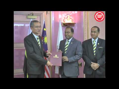 Pengarah JKR Perak Dan YDP Tanjung Malim Baharu - Dr Zambry