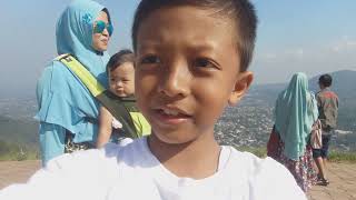 preview picture of video 'Lutfi trip to malang paralayang - part 4'