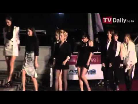 120119 SNSD - Red Carpet @ Seoul Music Award 2