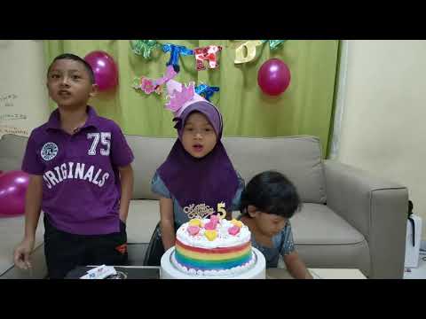 Happy Birthday Ruqayya yg ke-5