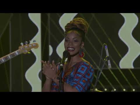 Concierto Estamos Contigo: Brenda Navarrete