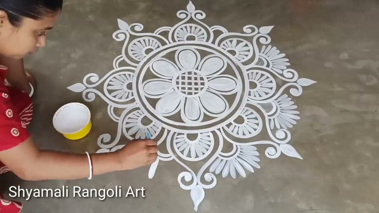 very simple alpana design ranngoli for laxmi puja by shyamali