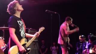 RVIVR - Cut The Cord